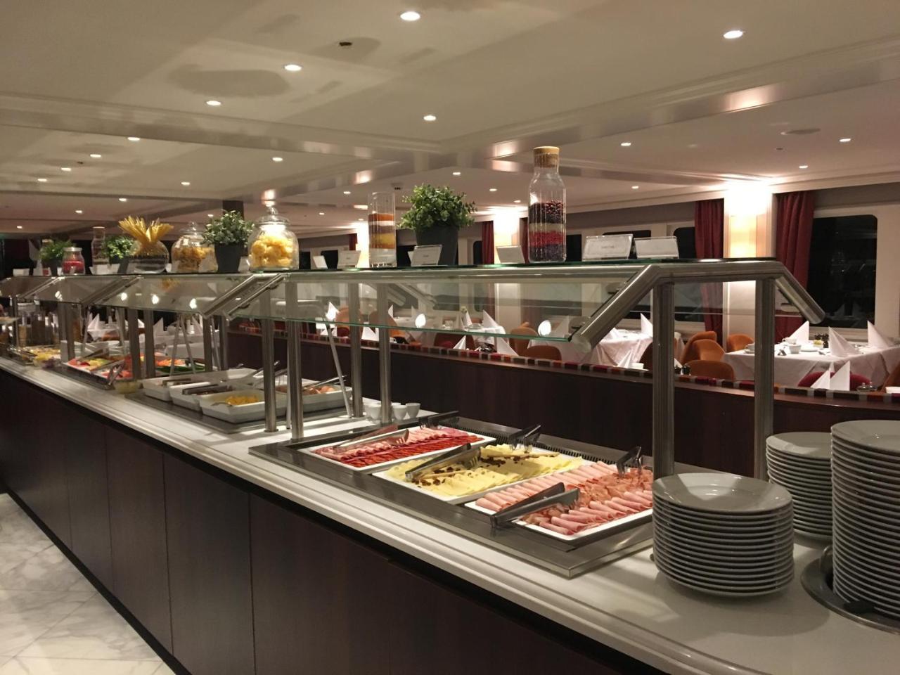 Select Ms Charles Dickens - Frankfurt Hotel Frankfurt am Main Ngoại thất bức ảnh