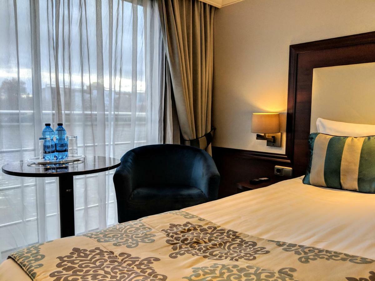 Select Ms Charles Dickens - Frankfurt Hotel Frankfurt am Main Ngoại thất bức ảnh