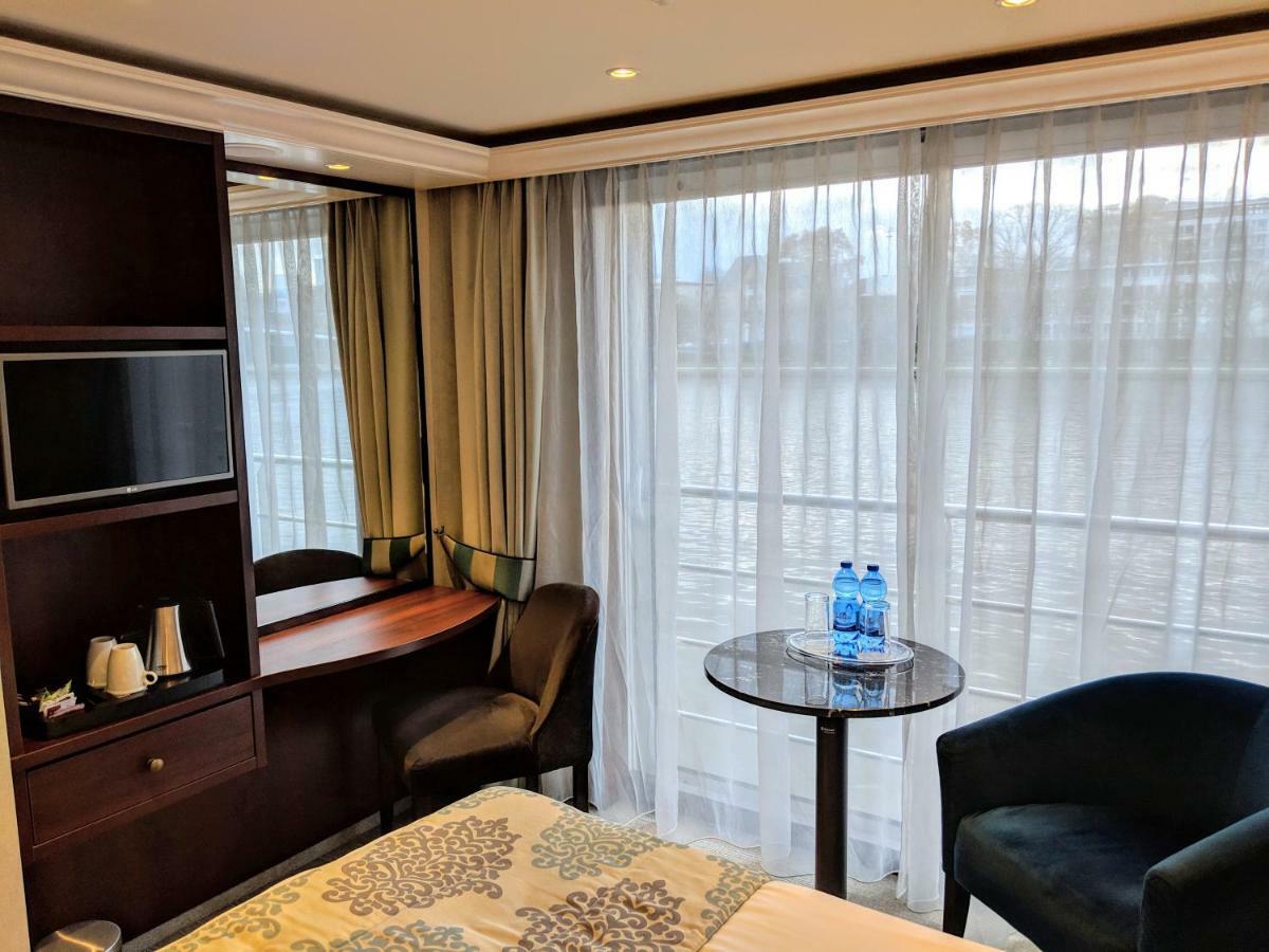 Select Ms Charles Dickens - Frankfurt Hotel Frankfurt am Main Ngoại thất bức ảnh
