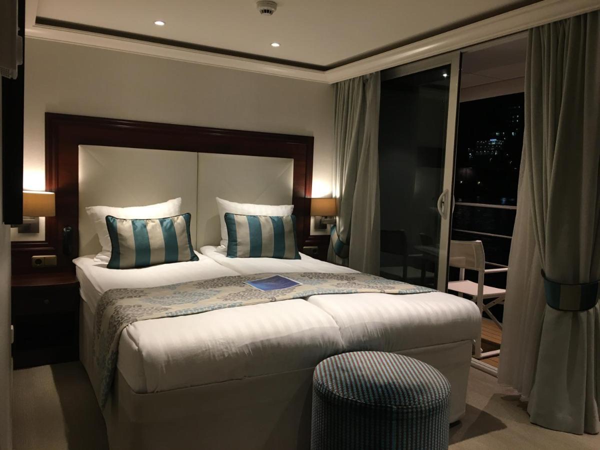 Select Ms Charles Dickens - Frankfurt Hotel Frankfurt am Main Ngoại thất bức ảnh