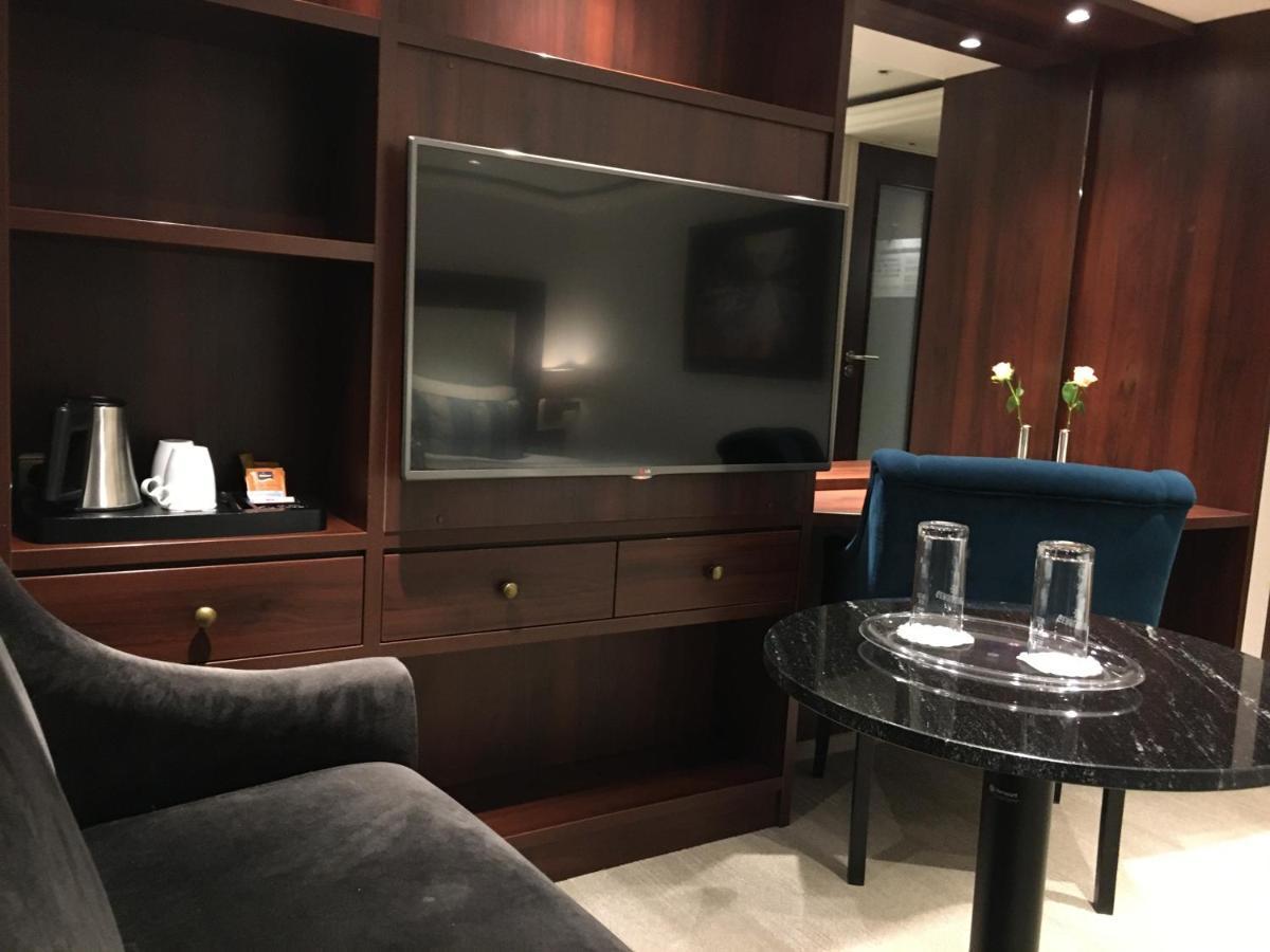 Select Ms Charles Dickens - Frankfurt Hotel Frankfurt am Main Ngoại thất bức ảnh